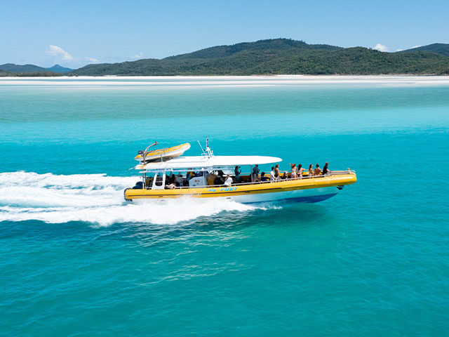 whitsundays day boat tours